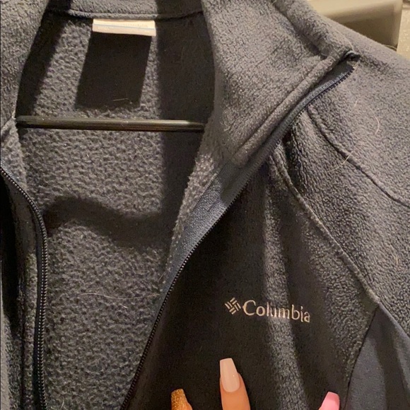Dark blue/navy Columbia jacket size medium - Picture 2 of 3